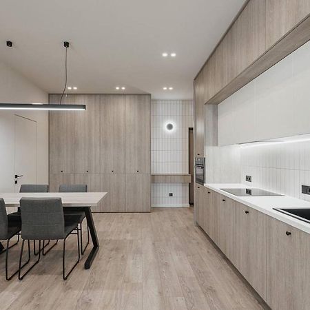 Noviy Bereg Design Apartment Odessa Buitenkant foto